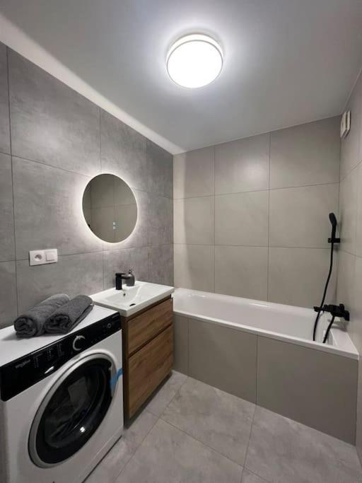 Apartman Centrum S Parkovanim Kosice Exterior photo